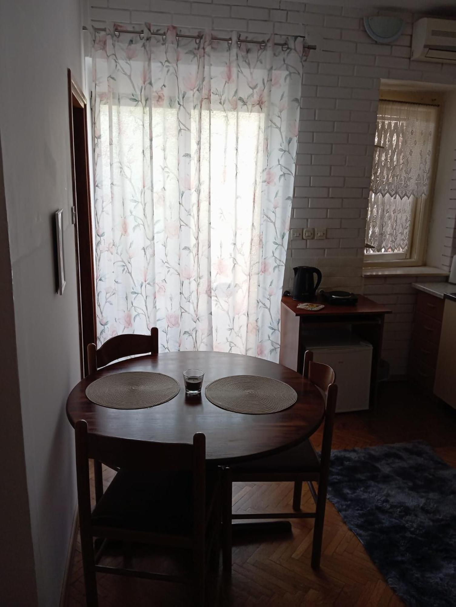 Apartament Jasna1 Knin Zewnętrze zdjęcie
