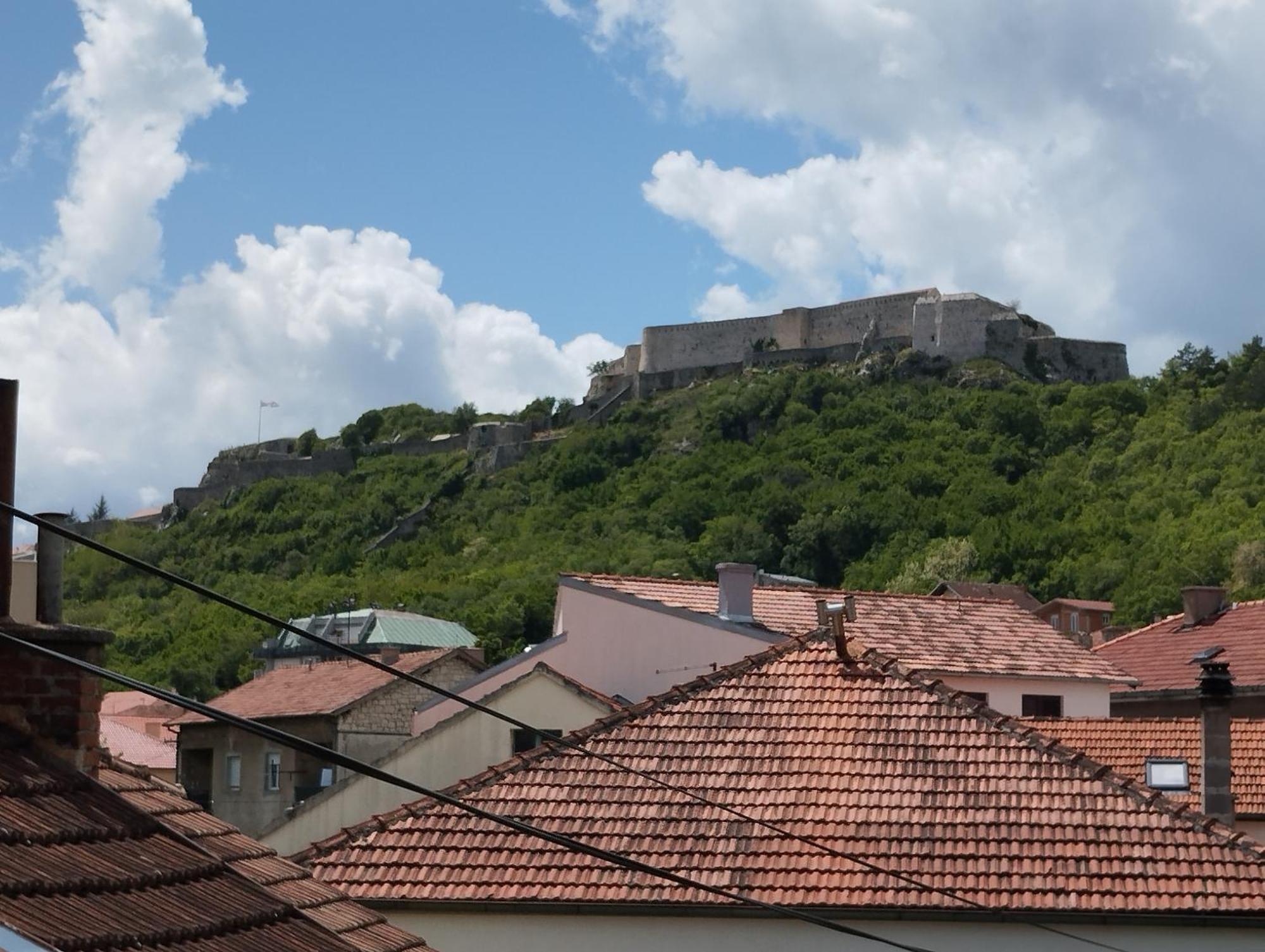 Apartament Jasna1 Knin Zewnętrze zdjęcie